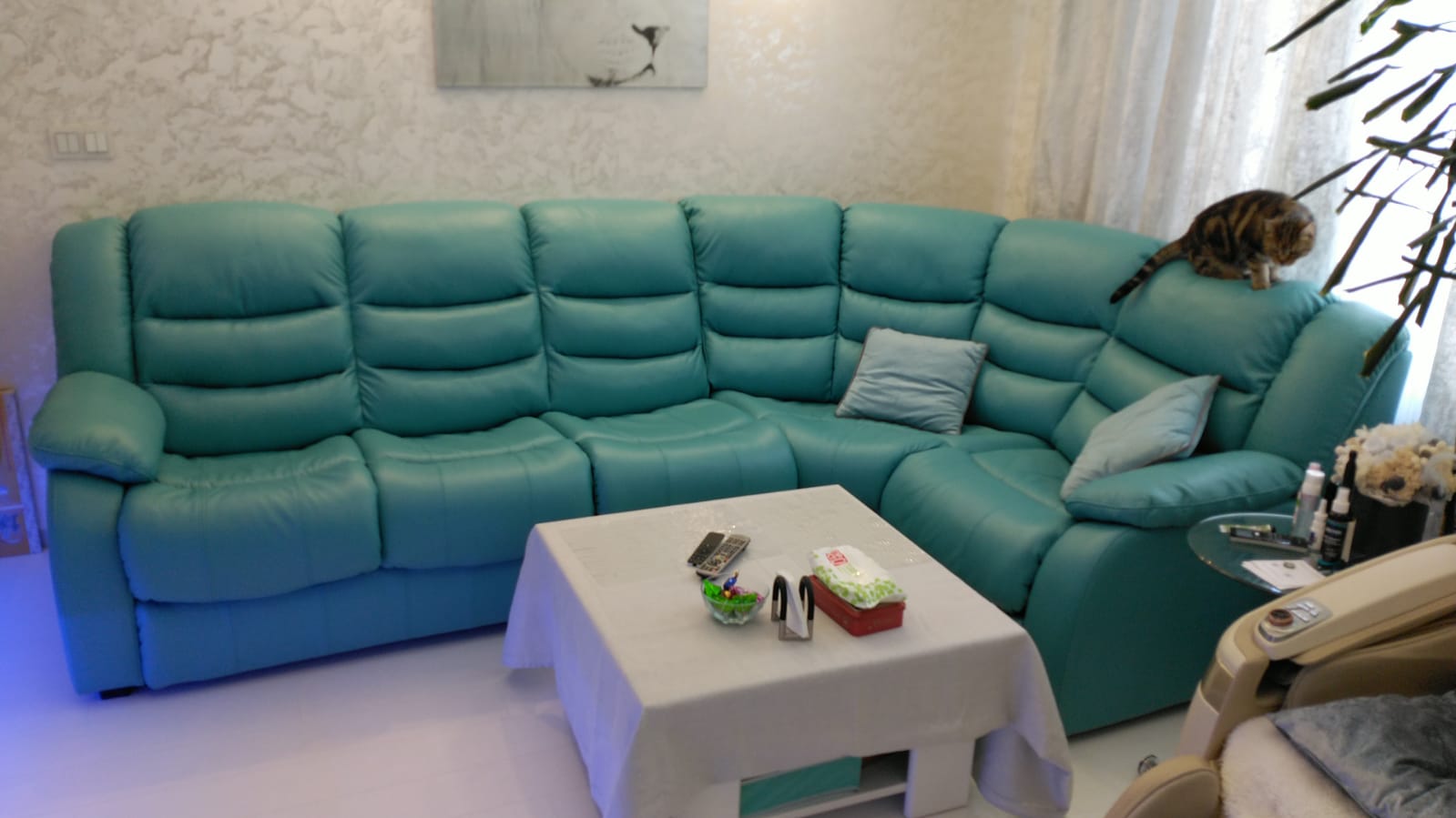 Перетяжка дивана на дому. Снежинск